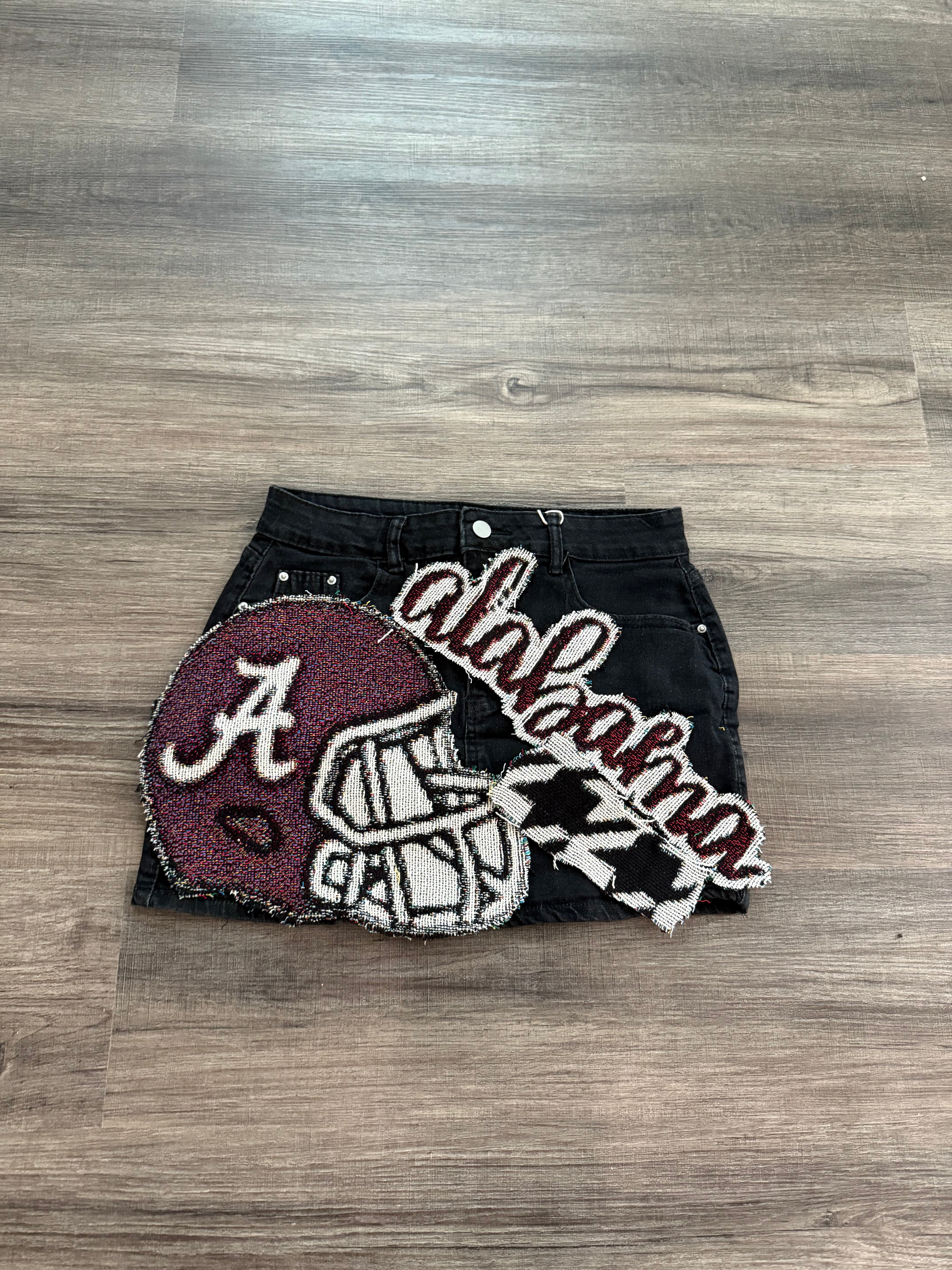 Tapestry patch skirt